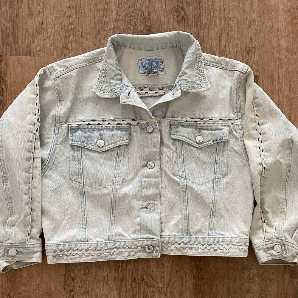 VTG 80s Light Wash JORDACHE Cropped Jean Jacket w/ white border size L
